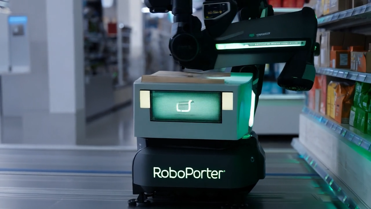 RoboPorter in action